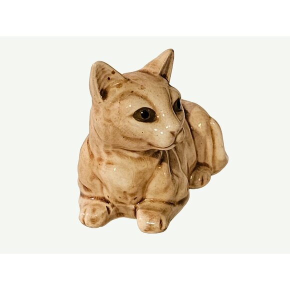Vintage Porcelain Cat Figurine Made in Japan. Excellent Preowned Condition - Picture 8 of 12